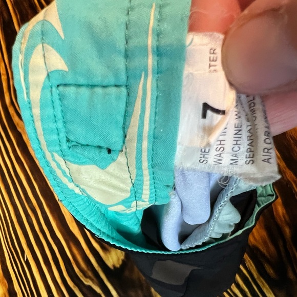 90s O’Neil Board Shorts | Size 7 (Small) | Retro y2k Look, Utility Pocket, Camo! - Picture 11 of 11